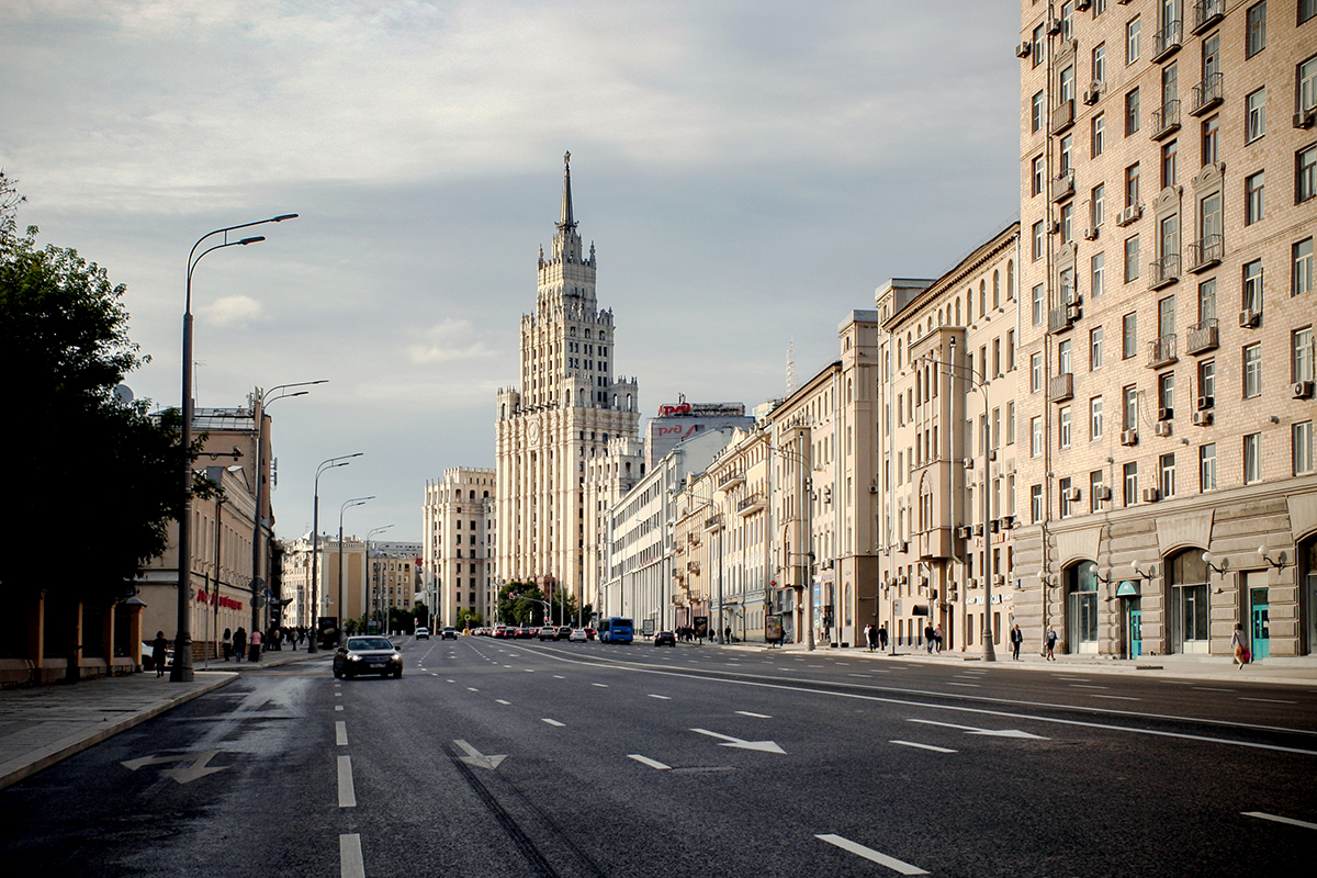 Большая садовая улица москва